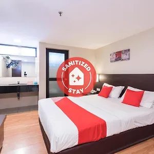 Oyo 89421 Pp Island Hotel