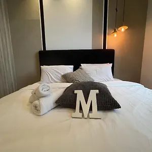 Hotel Arcoris, Mont Kiara By Mk